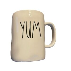 ❤️Rae Dunn YUM Coffee Cup